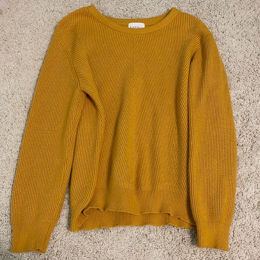 Yellow lined sweater